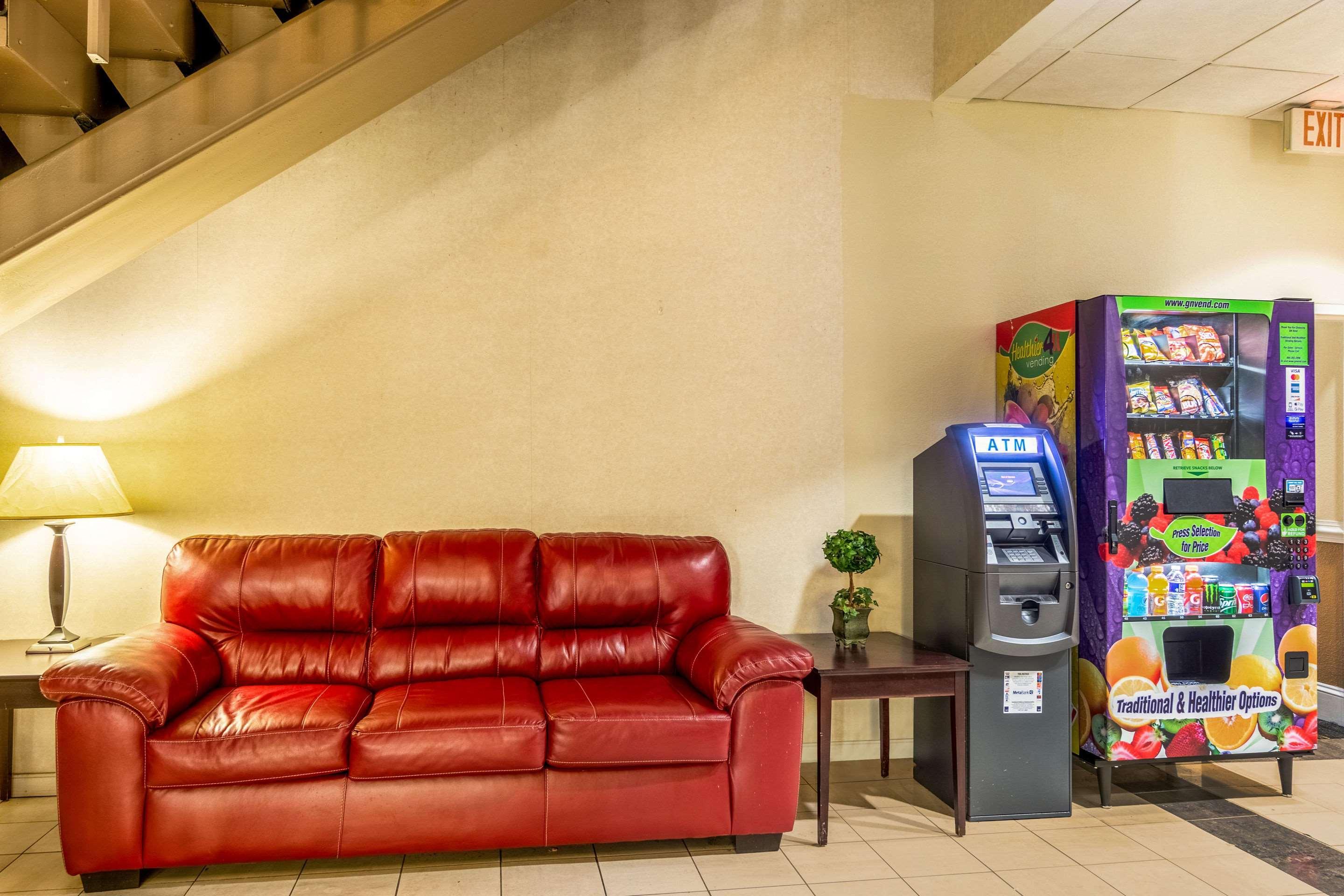 Rodeway Inn Central ريتشموند المظهر الخارجي الصورة